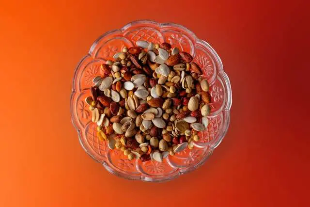 Groundnut - Best 10 Benefits & Side Effects of Eating Peanuts Groundnut - Best 10 Benefits & Side Effects of Eating Peanut
